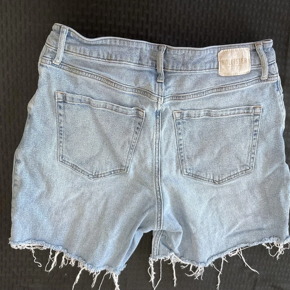 Hollister Shorts Juniors 13 Blue Relaxed‎ High Rise Denim Cutoff Raw Hem